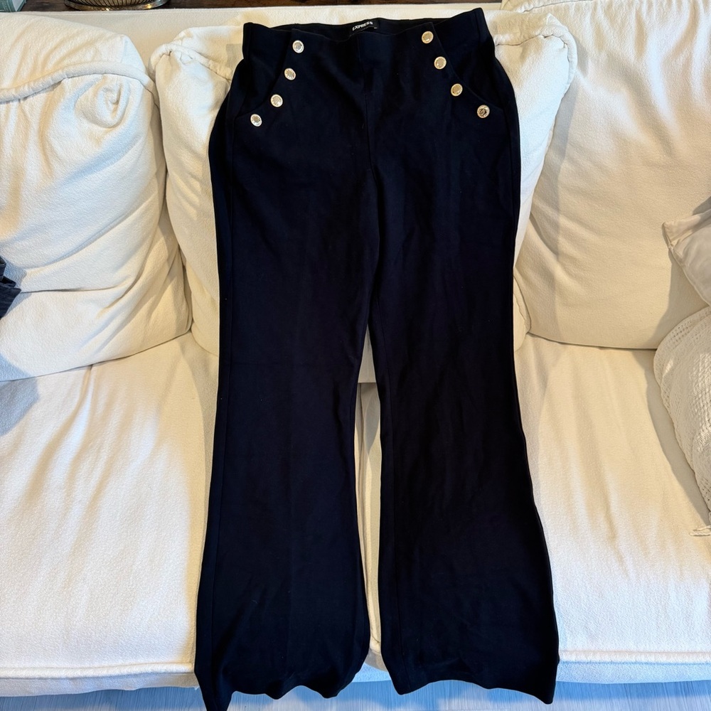 NWT Express wide leg trousers with Button Detail